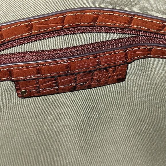 Gili Leather Hobo Bag - Picture 11 of 14